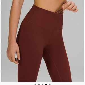 Lululemon Wunder Train High-Rise Tight 25” in Date Brown Size 4
